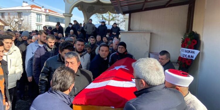 Genel Başkan Yardımcısı Bayram, Deprem Şehidi Öğretmen Merve Görüş’ün Cenazesine Katıldı.