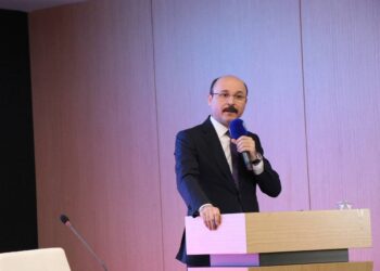 Yaşasın Demokrasi!