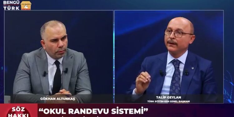 Veli Randevu Sistemi Öğretmenlerin İnisiyatifinde Yürütülmelidir.