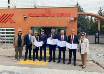 İdari Personelin Yer Değişikliği İçin Topladığımız İmzaları YÖK’e İlettik.