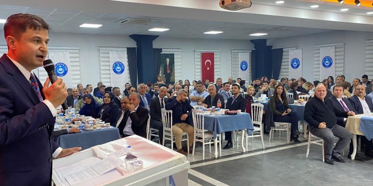 GELİN YETKİYİ ETKİLİ SENDİKA TÜRK EĞİTİM SEN’E VERİN!